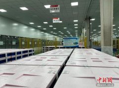 甘肃临泽戈壁荒滩向“芯”出发，成西北储能新坐标